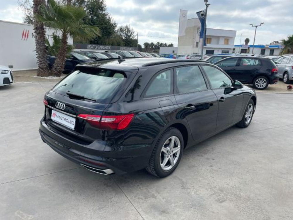 Audi A4 Avant usata a Lecce (10)