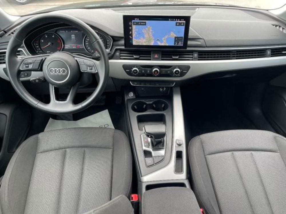 Audi A4 Avant usata a Lecce (20)