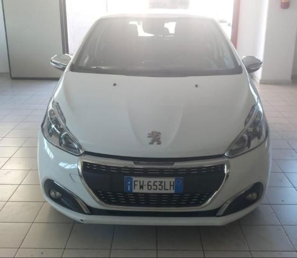 Peugeot 208 usata a Napoli (7)