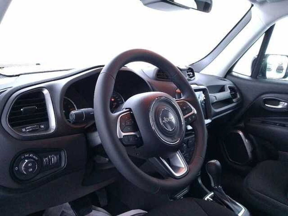 Jeep Renegade nuova a Cuneo (16)