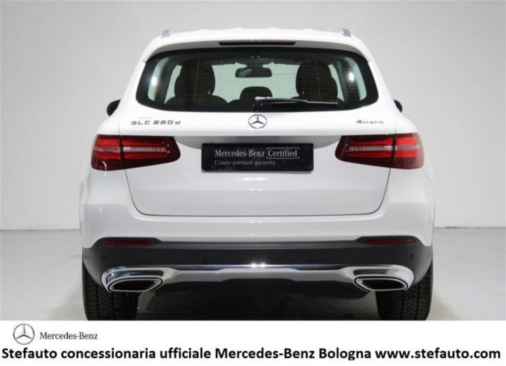 Mercedes-Benz GLC SUV 220 d 4Matic Sport  del 2016 usata a Castel Maggiore (4)