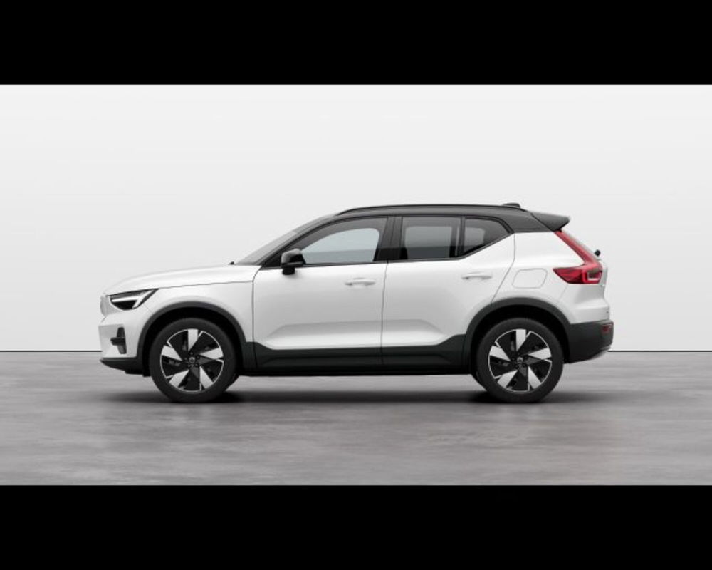 Volvo XC40 Recharge Pure Elect. Single Motor Exten. Range RWD Plus nuova a Conegliano (2)