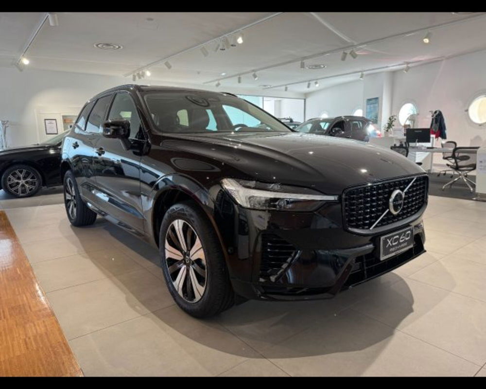 Volvo XC60 nuova a Treviso