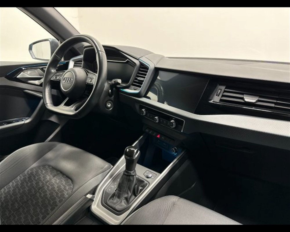 Audi A1 citycarver 30 TFSI Identity Contrast  del 2020 usata a Conegliano (4)