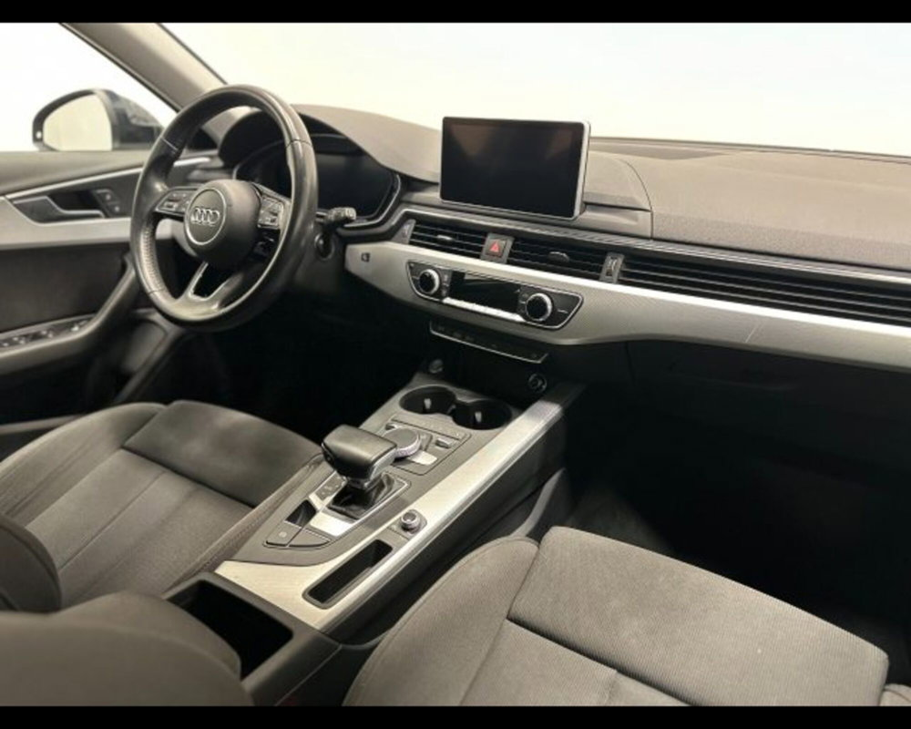 Audi A4 Avant 35 TDI S tronic Business Sport del 2017 usata a Conegliano (4)