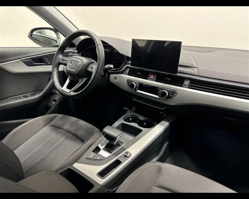 Audi A4 35 TDI/163 CV S tronic Business Advanced  del 2022 usata a Conegliano (4)