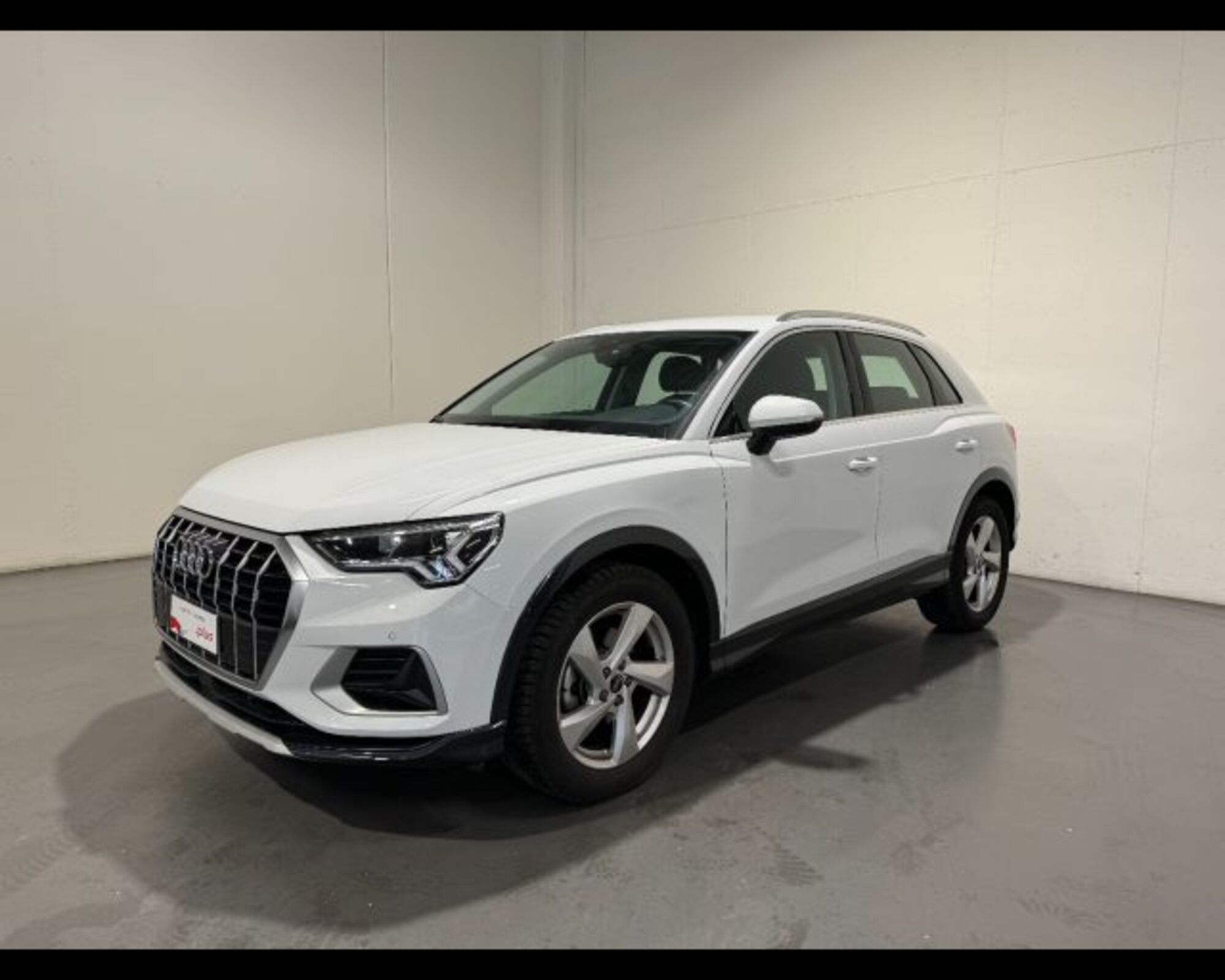 Audi Q3 35 2.0 tdi Business Advanced s-tronic del 2022 usata a Conegliano