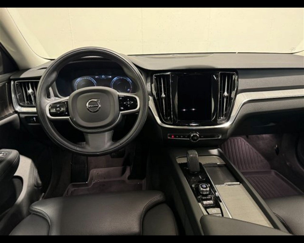 Volvo V60 Cross Country B4 (d) AWD Geartronic Business Pro del 2021 usata a Conegliano (3)