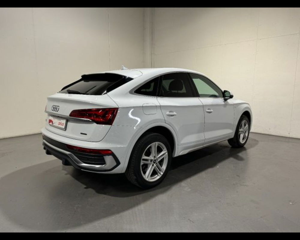 Audi Q5 Sportback Sportback 40 2.0 tdi mhev 12V quattro s-tronic del 2021 usata a Conegliano (2)