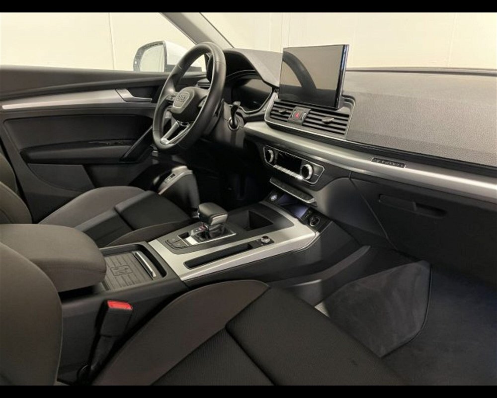 Audi Q5 Sportback Sportback 40 2.0 tdi mhev 12V quattro s-tronic del 2023 usata a Conegliano (4)