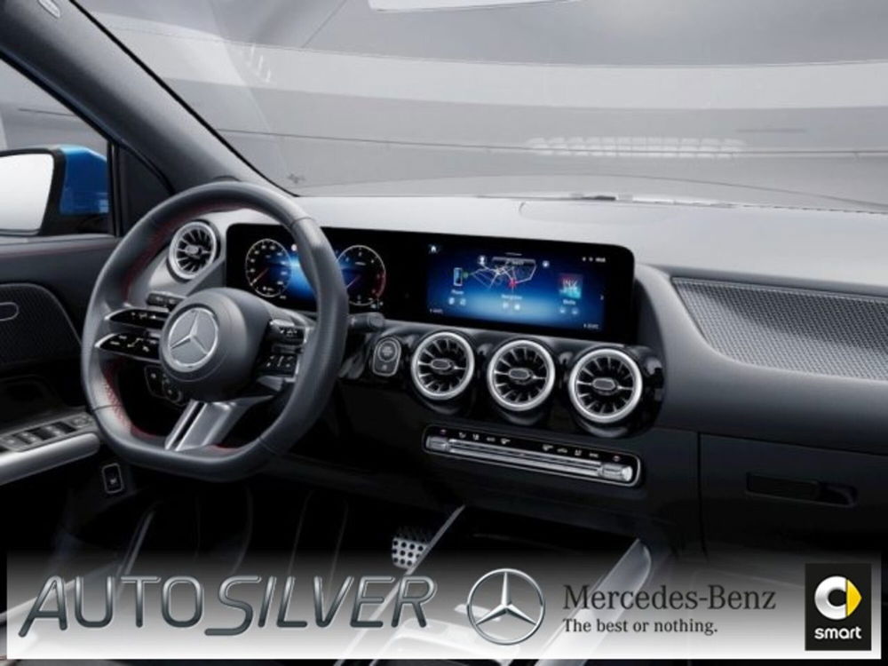 Mercedes-Benz GLA SUV nuova a Verona (5)