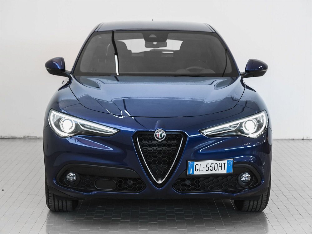 Alfa Romeo Stelvio Stelvio 2.2 Turbodiesel 160 CV AT8 RWD Super Business del 2022 usata a Prato (2)
