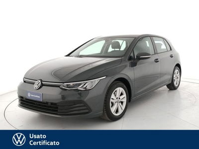 Volkswagen Golf Variant 1.0 eTSI EVO DSG Life del 2023 usata a Arzignano