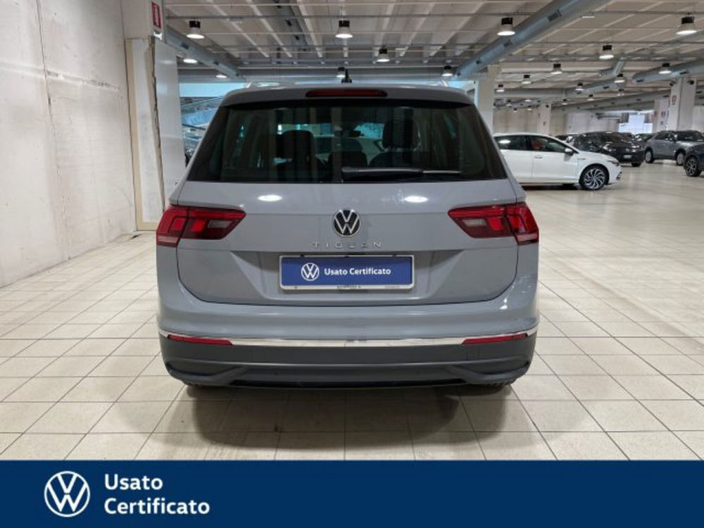 Volkswagen Tiguan 2.0 tdi Life 150cv dsg del 2021 usata a Arzignano (5)