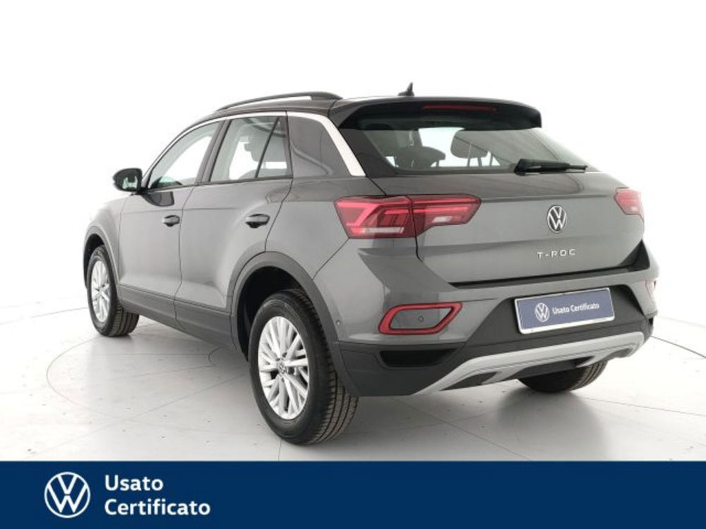 Volkswagen T-Roc 2.0 tdi Life 115cv del 2023 usata a Arzignano (5)