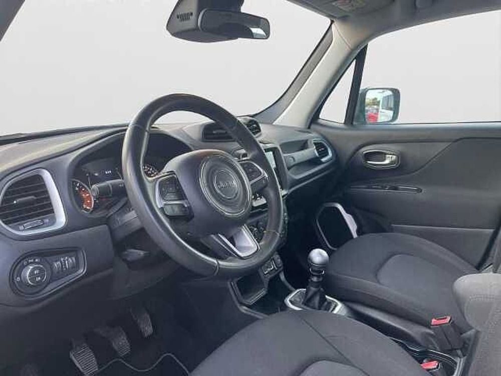 Jeep Renegade usata a Livorno (9)