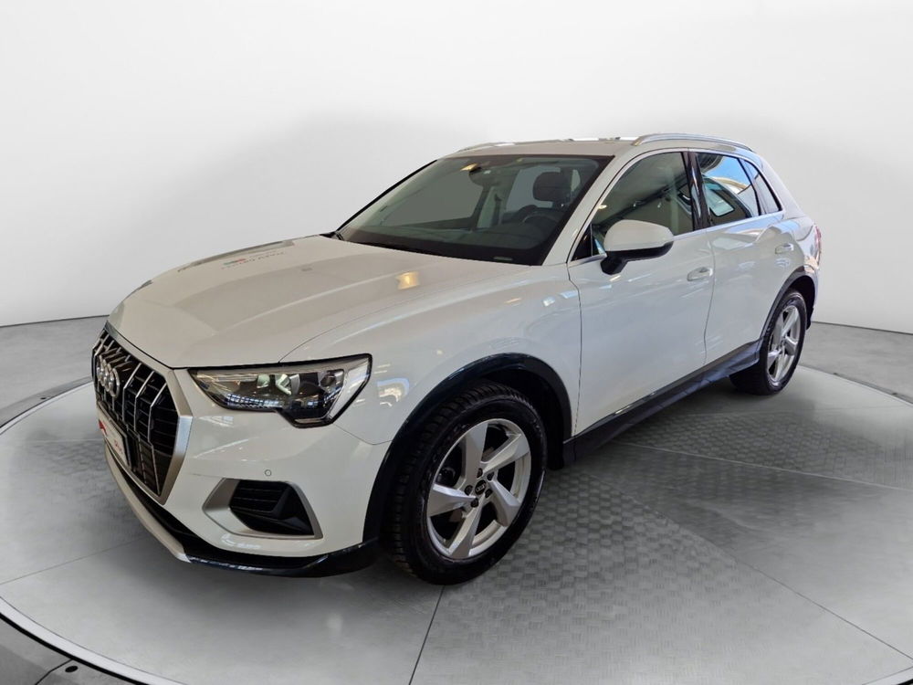 Audi Q3 35 2.0 tdi Business Advanced s-tronic del 2021 usata a Pistoia