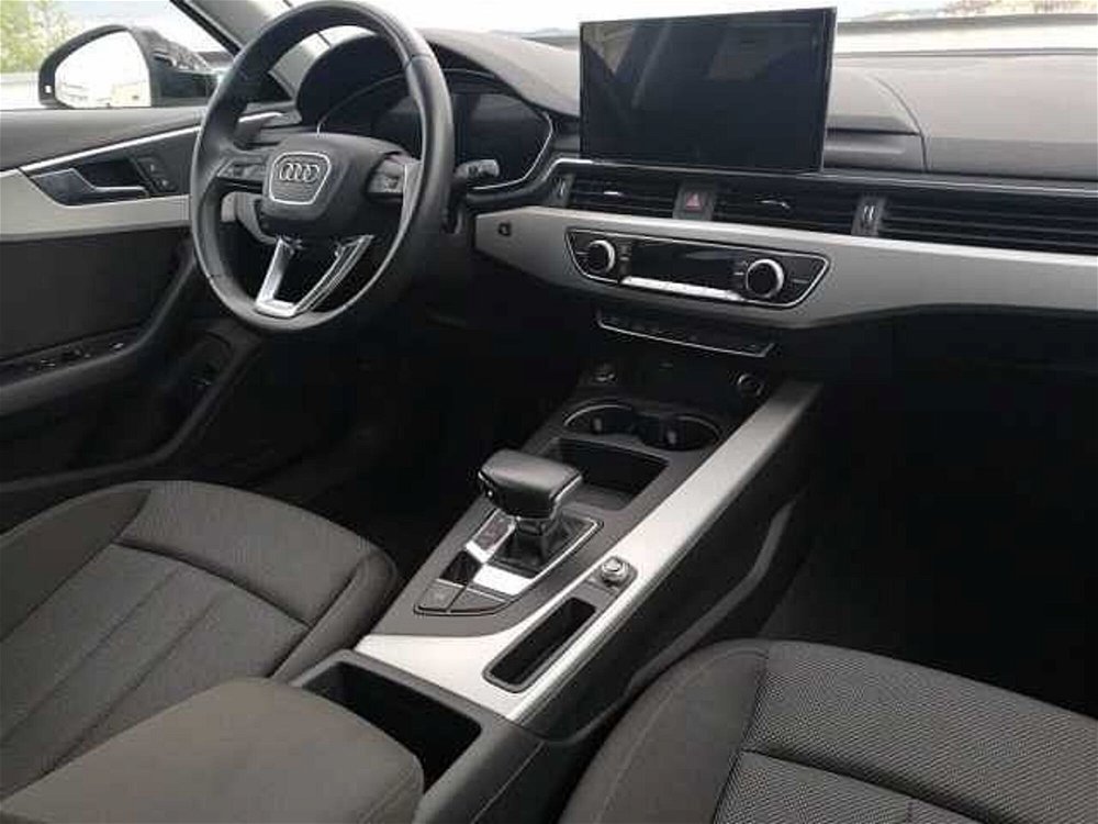 Audi A4 Avant 35 TDI S tronic del 2022 usata a Pesaro (3)
