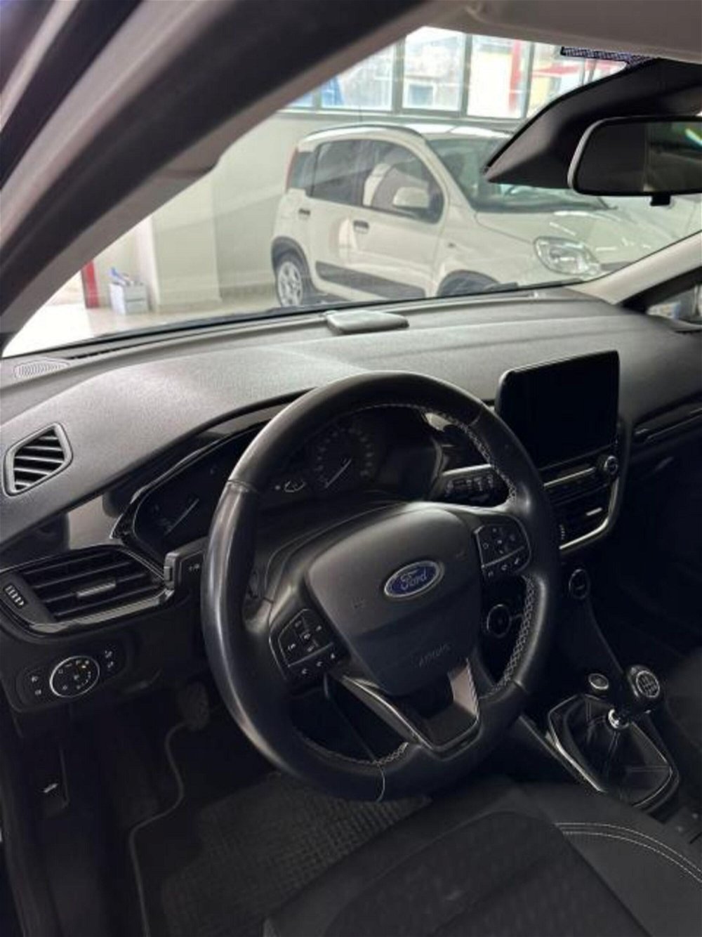 Ford Fiesta 1.5 TDCi 75CV 5 porte Titanium  del 2018 usata a Castellammare di Stabia (5)