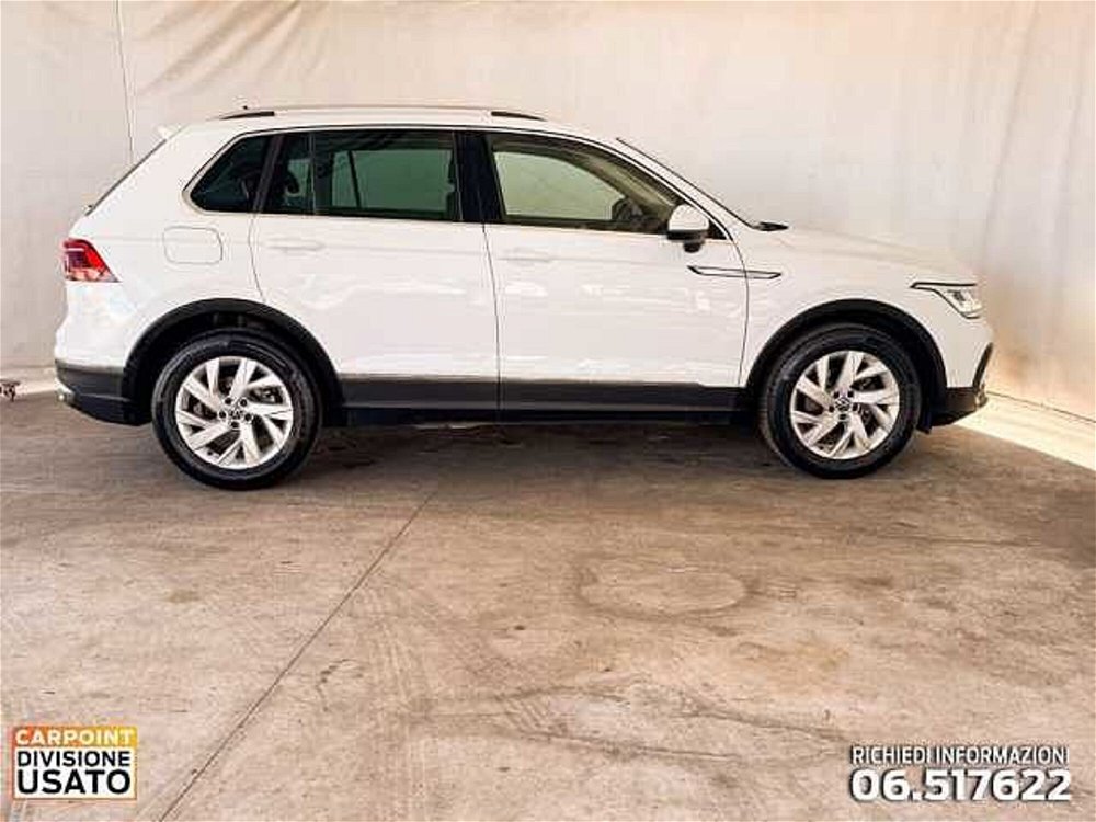 Volkswagen Tiguan 1.5 TSI 150 CV DSG ACT Elegance del 2021 usata a Roma (5)