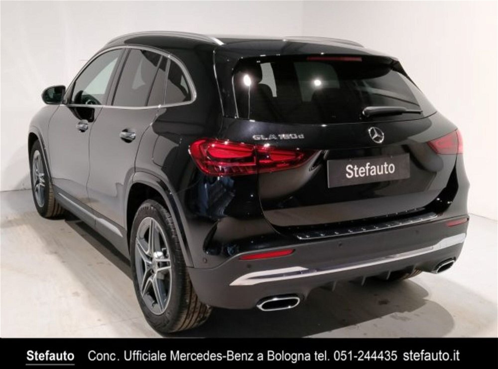 Mercedes-Benz GLA SUV 180 d Automatic AMG Line Advanced Plus nuova a Castel Maggiore (5)
