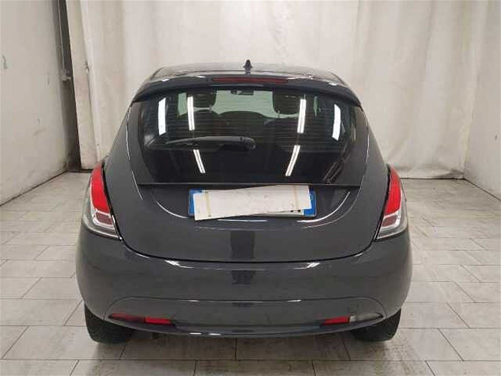 Lancia Ypsilon 1.2 69 CV 5 porte Elefantino  del 2015 usata a Cuneo (5)