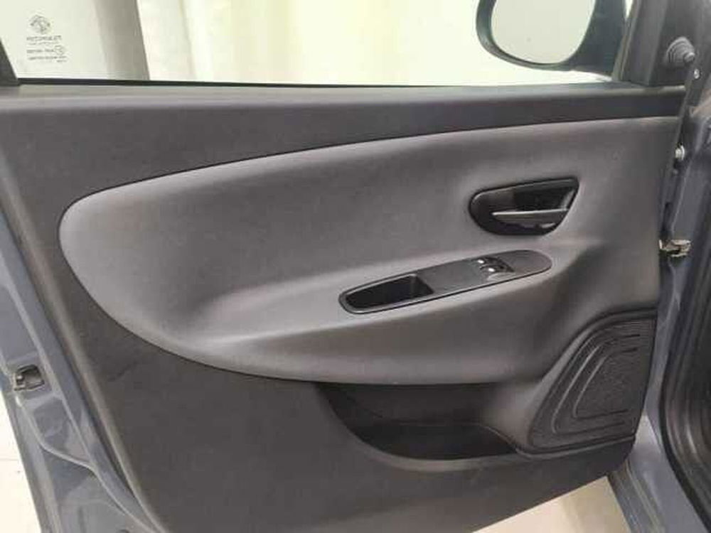 Lancia Ypsilon usata a Cuneo (9)