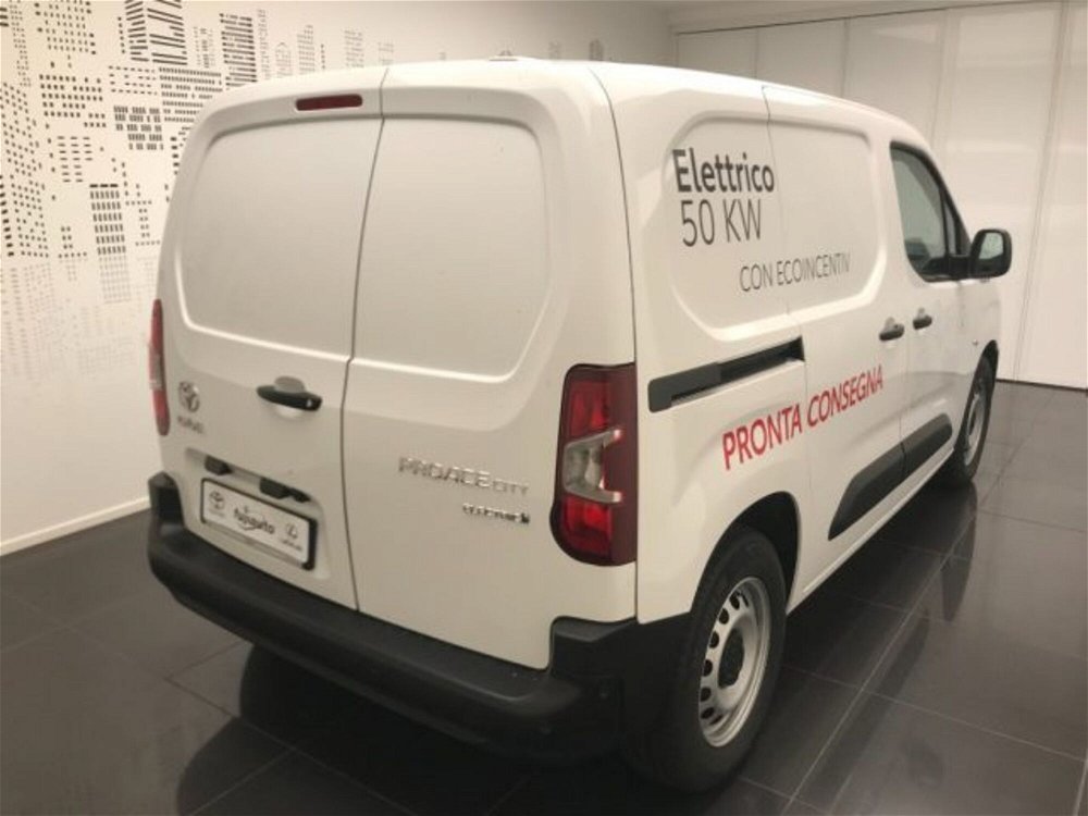 Toyota Proace City Electric City Electric 50kWh L1 S COMFORT nuova a Cuneo (3)
