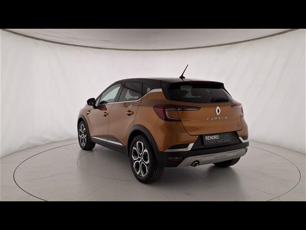 Renault Captur TCe 100 CV GPL Intens  del 2020 usata a Sesto San Giovanni (5)