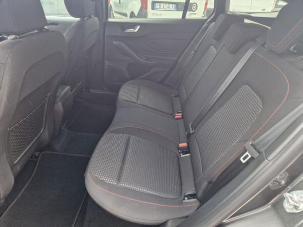 Ford Focus Station Wagon usata a Pesaro-Urbino (19)