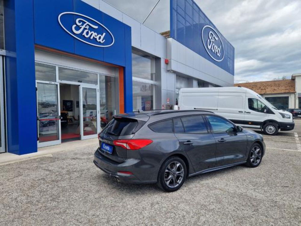 Ford Focus Station Wagon usata a Pesaro-Urbino (7)