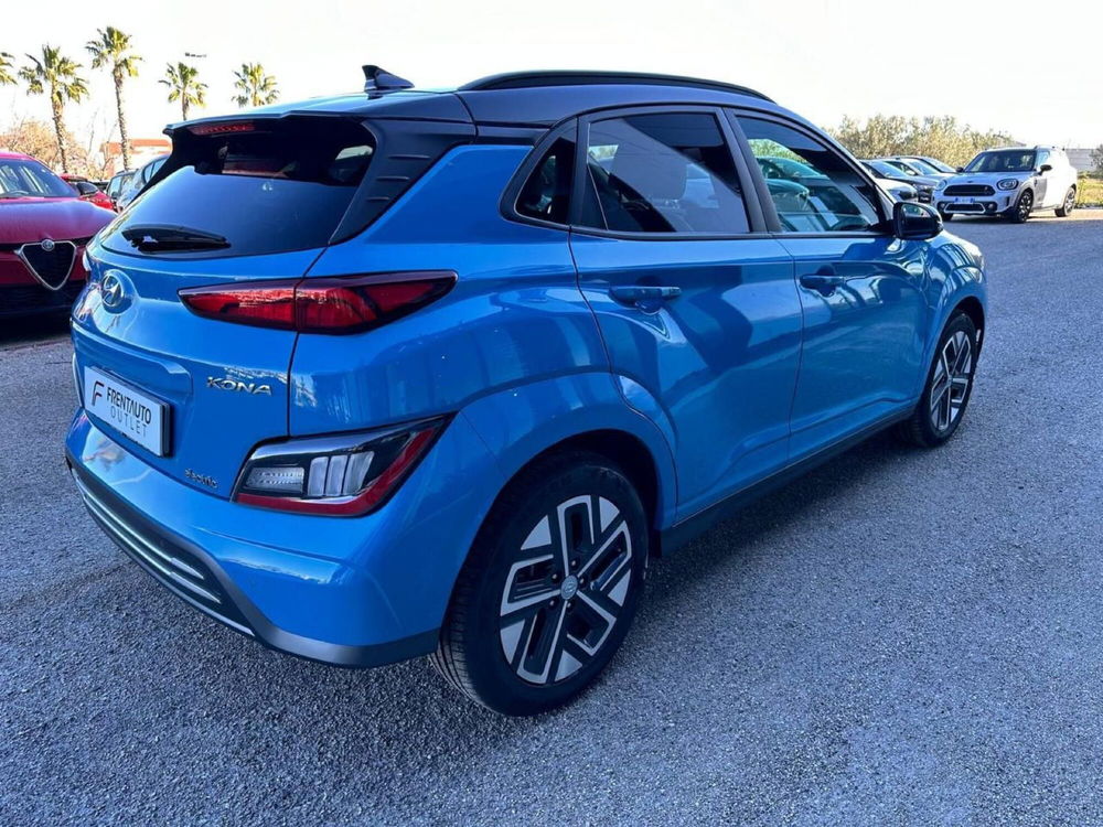 Hyundai Kona EV 64 kWh XClass del 2021 usata a Mozzagrogna (5)