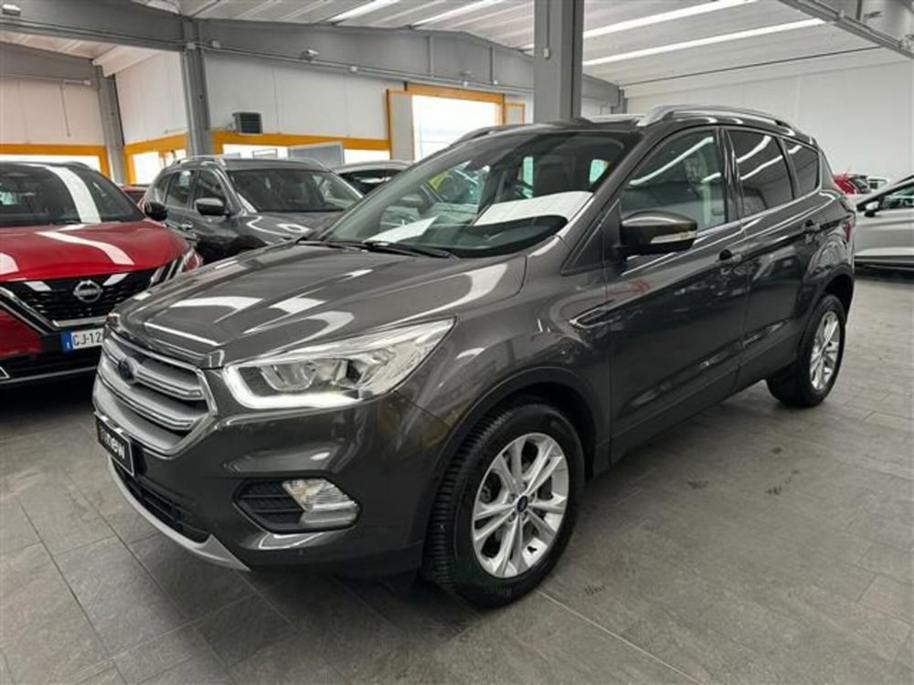 Ford Kuga 1.5 TDCI 120 CV S&S 2WD Powershift Edition  del 2019 usata a Vaiano Cremasco (2)