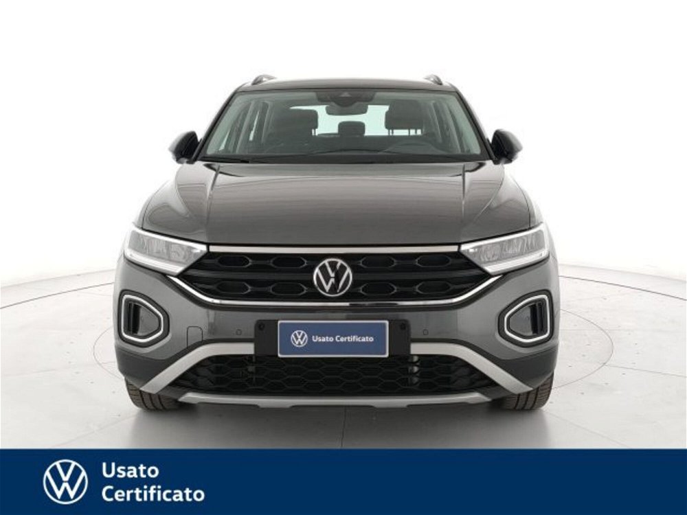 Volkswagen T-Roc 1.5 TSI ACT DSG Life del 2023 usata a Arzignano (2)