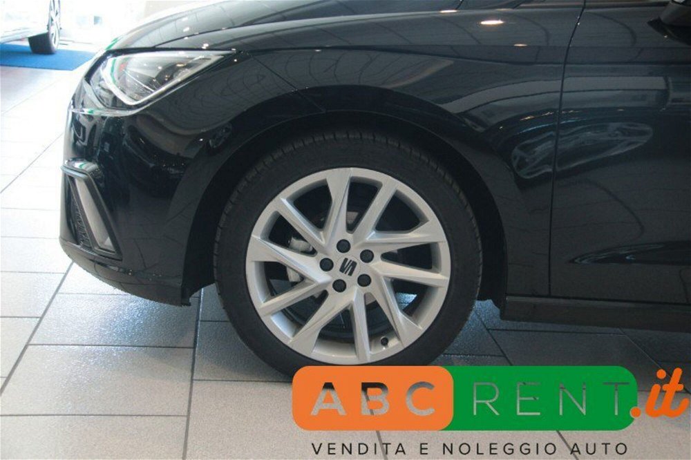SEAT Ibiza 1.0 EcoTSI 95 CV 5 porte FR  del 2023 usata a Sesto San Giovanni (3)