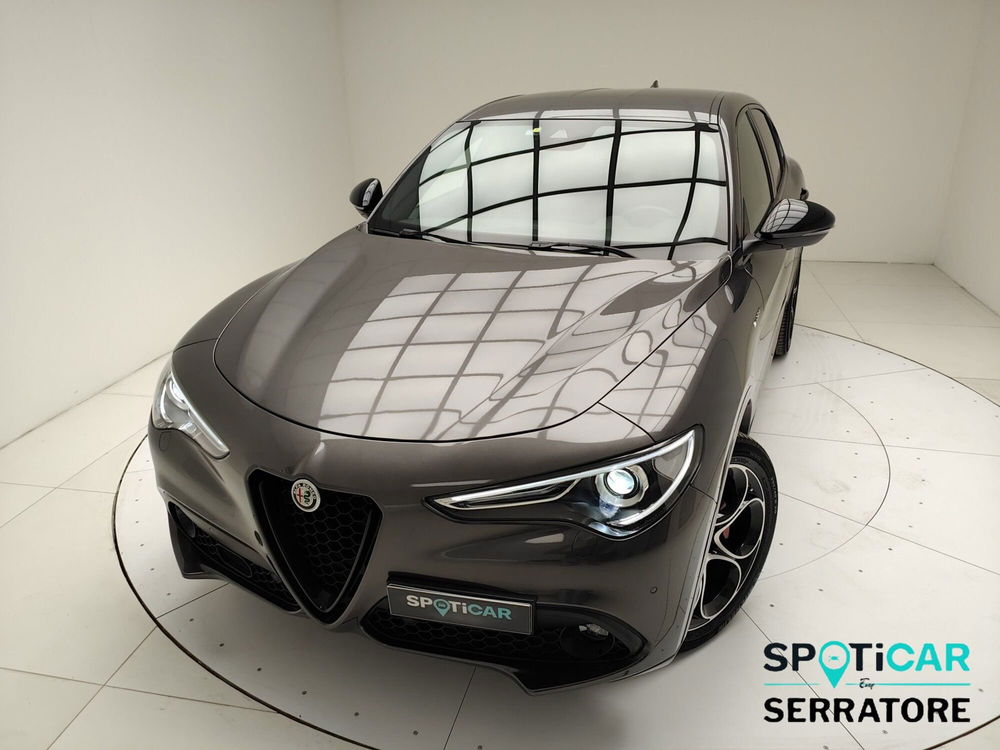 Alfa Romeo Stelvio usata a Como (15)