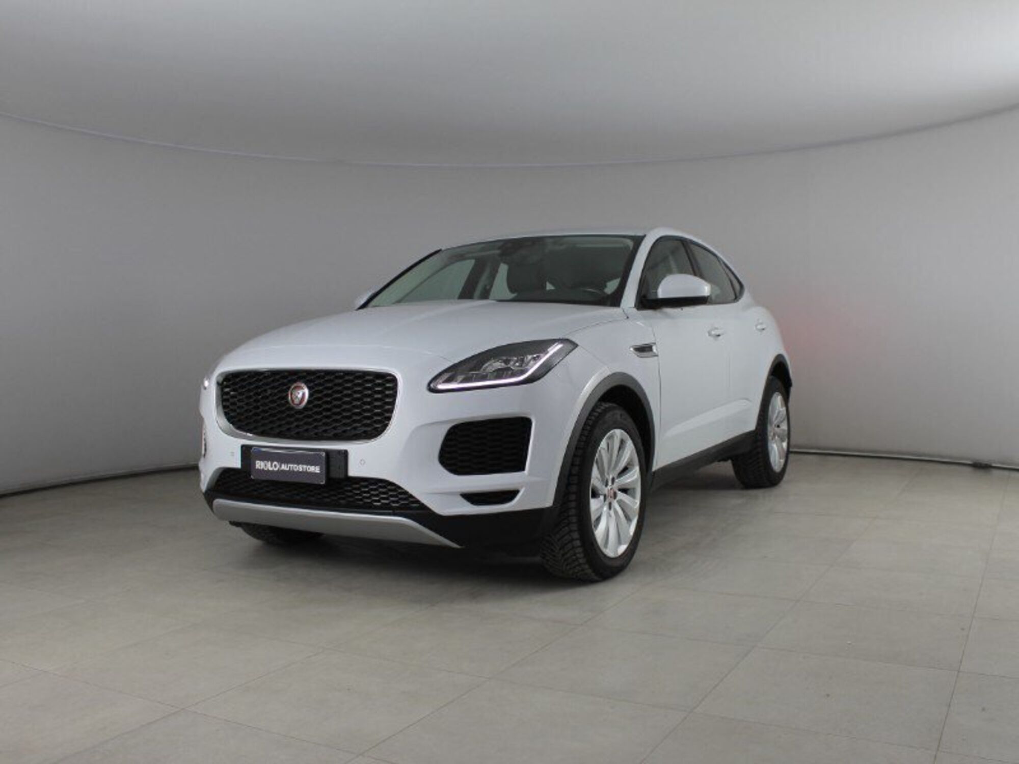 Jaguar E-Pace 2.0D 150 CV AWD aut. S  del 2018 usata a Palermo