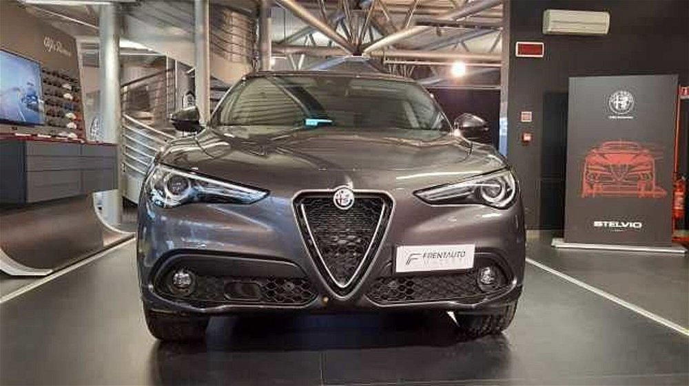 Alfa Romeo Stelvio Stelvio 2.2 Turbodiesel 210 CV AT8 Q4 Ti  nuova a Ancona (2)