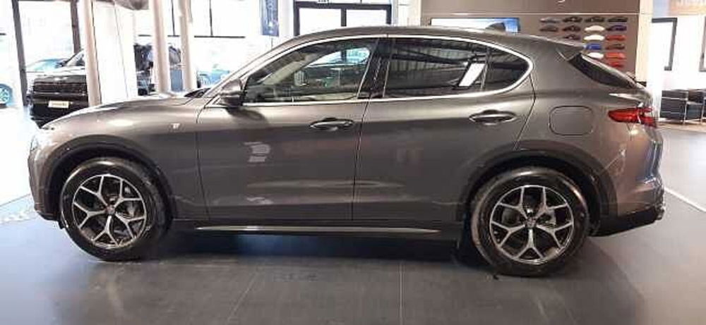 Alfa Romeo Stelvio Stelvio 2.2 Turbodiesel 210 CV AT8 Q4 Ti  nuova a Ancona (3)