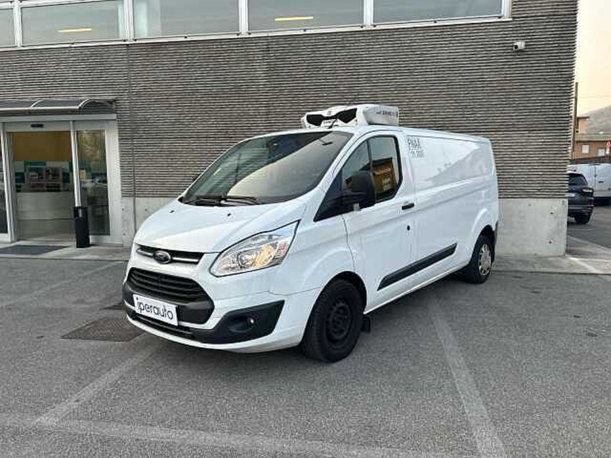 Ford Transit Custom Furgone 270 2.0 TDCi 130 PC-DC Furgone Trend del 2016 usata a Bergamo