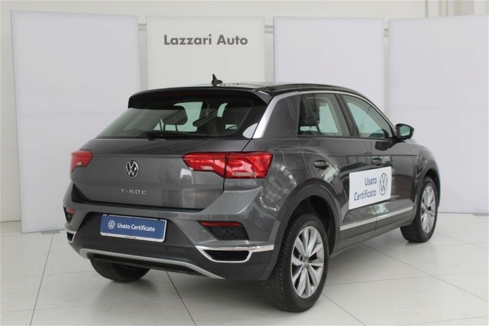 Volkswagen T-Roc 1.0 TSI Style BlueMotion Technology del 2021 usata a Cornegliano Laudense (4)