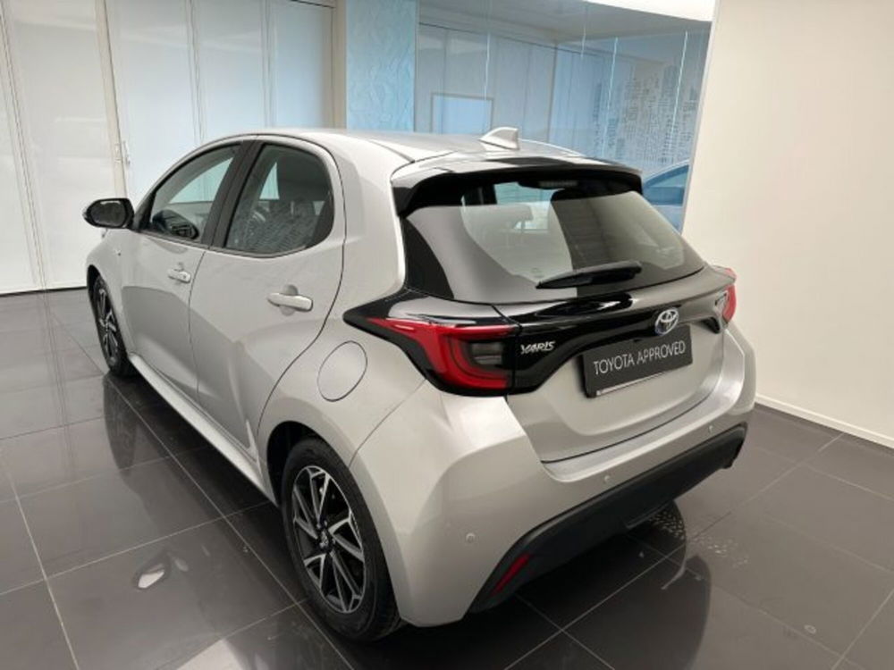 Toyota Yaris 1.5 Hybrid 5 porte Trend del 2020 usata a Cuneo (5)