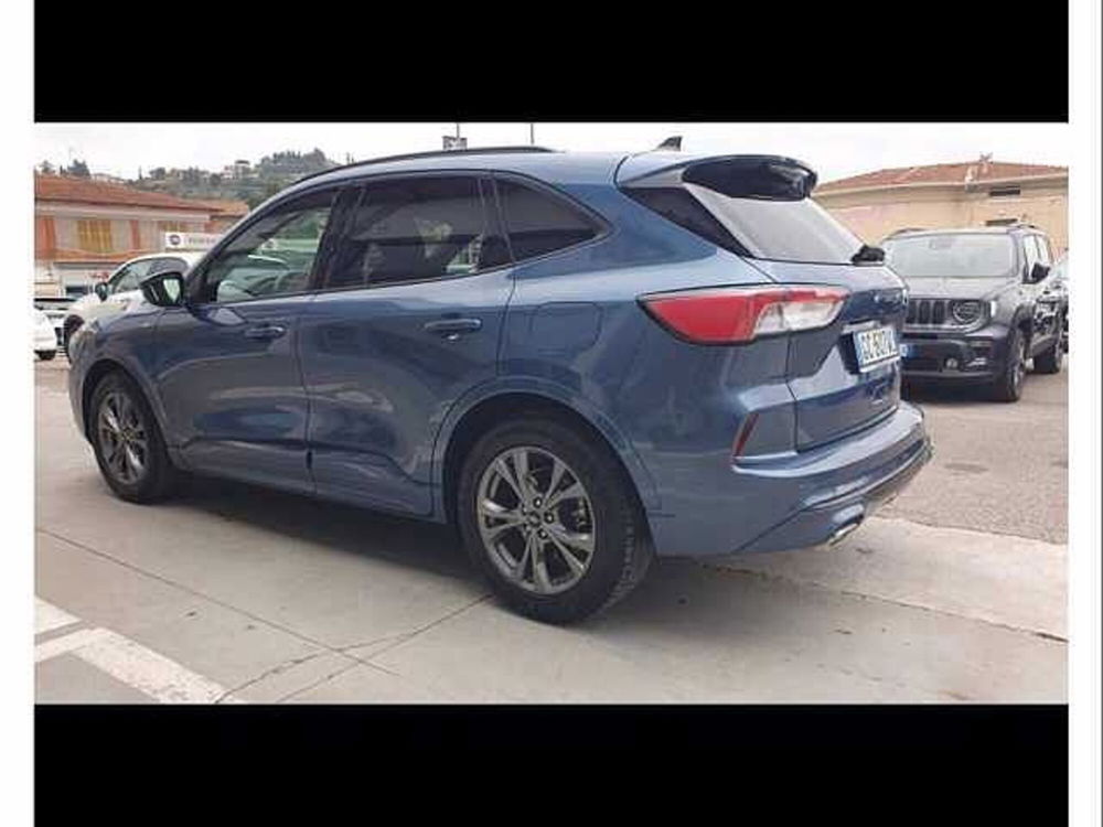 Ford Kuga 1.5 EcoBlue 120 CV 2WD ST-Line  del 2020 usata a Gualdo Tadino (3)