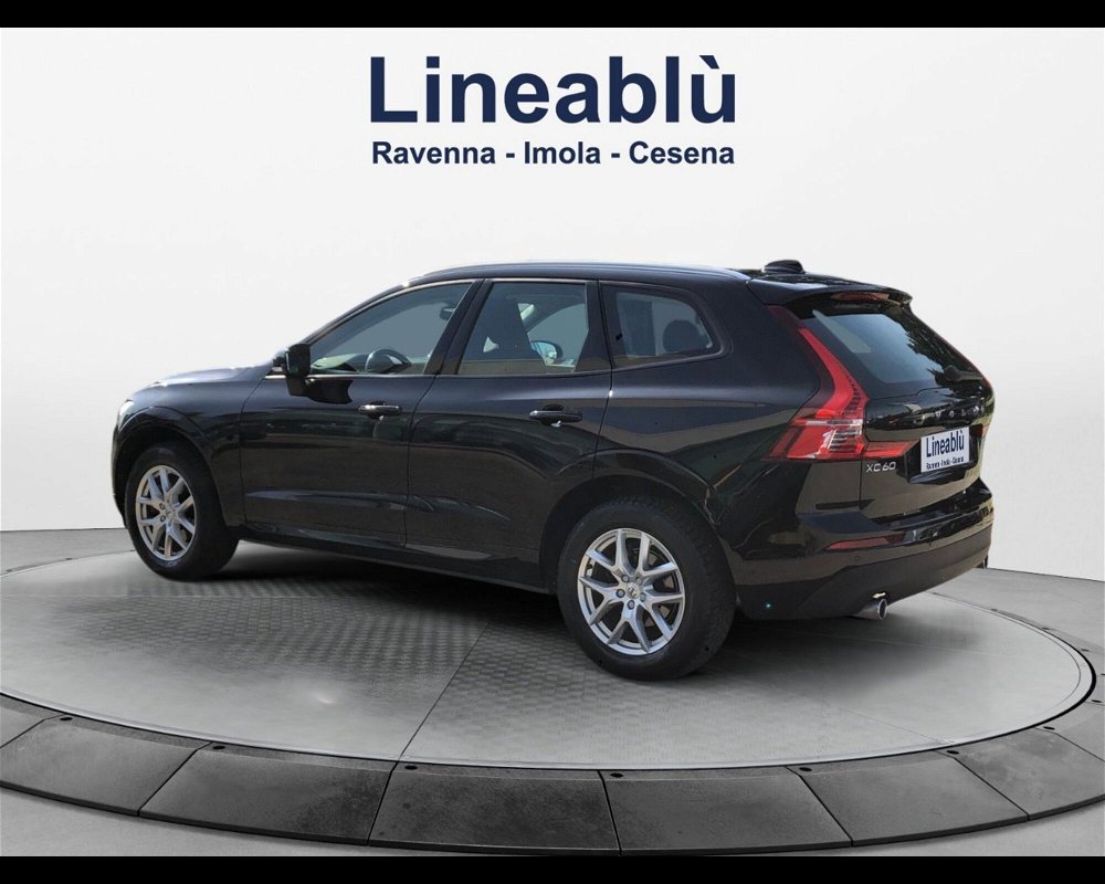 Volvo XC60 D4 AWD Geartronic Business  del 2018 usata a Imola (3)
