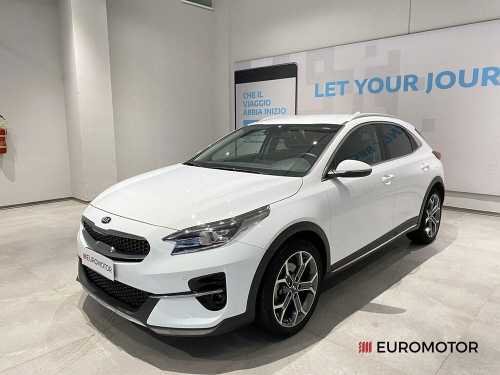 Kia Xceed 1.0 T-GDi GPL High Tech del 2022 usata a Modugno