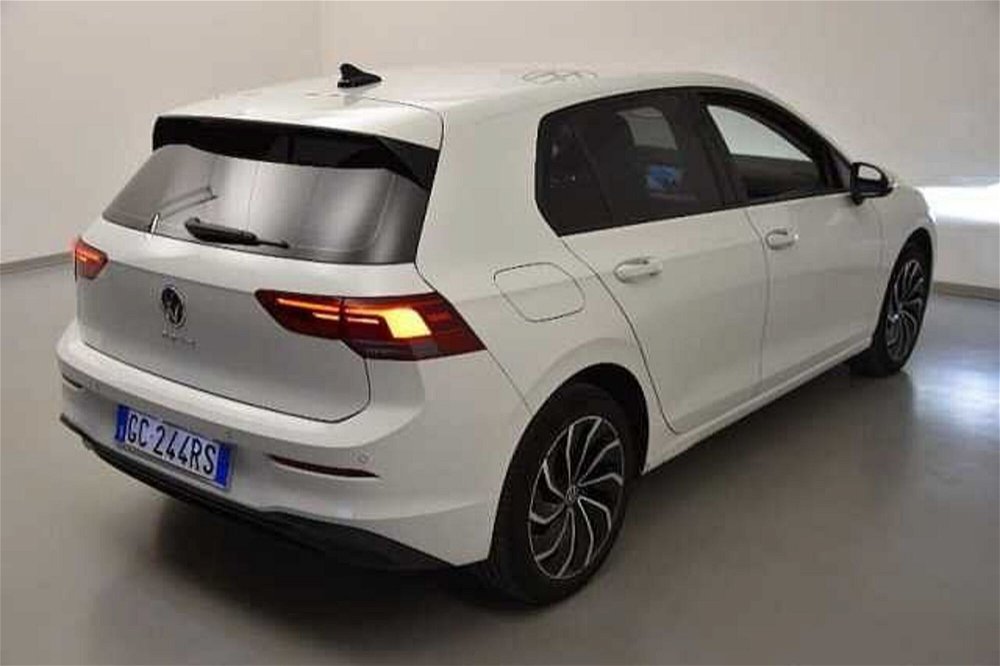 Volkswagen Golf 1.0 TSI EVO Life del 2021 usata a Cesena (5)