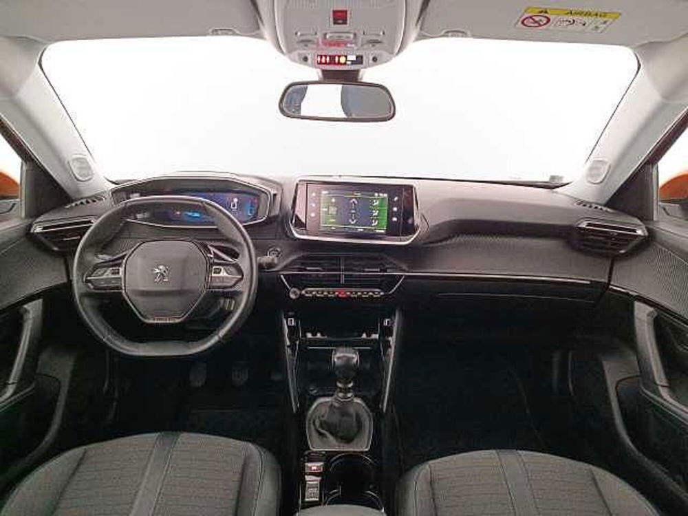 Peugeot 2008 usata a Venezia (9)