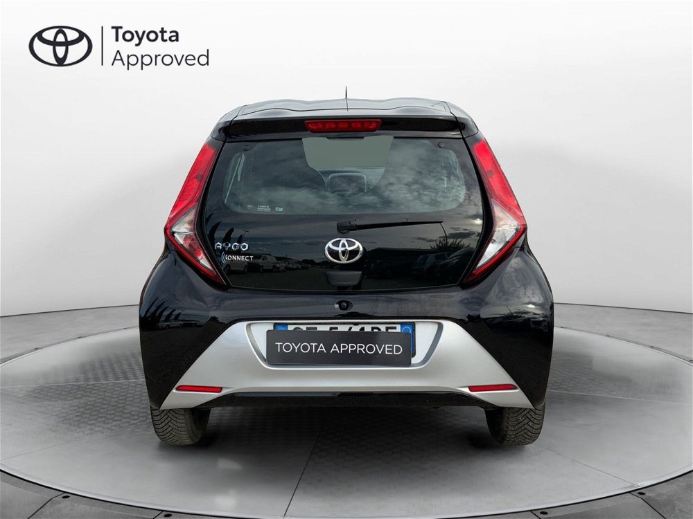 Toyota Aygo Connect 1.0 VVT-i 72 CV 5 porte x-play del 2021 usata a Perugia (4)
