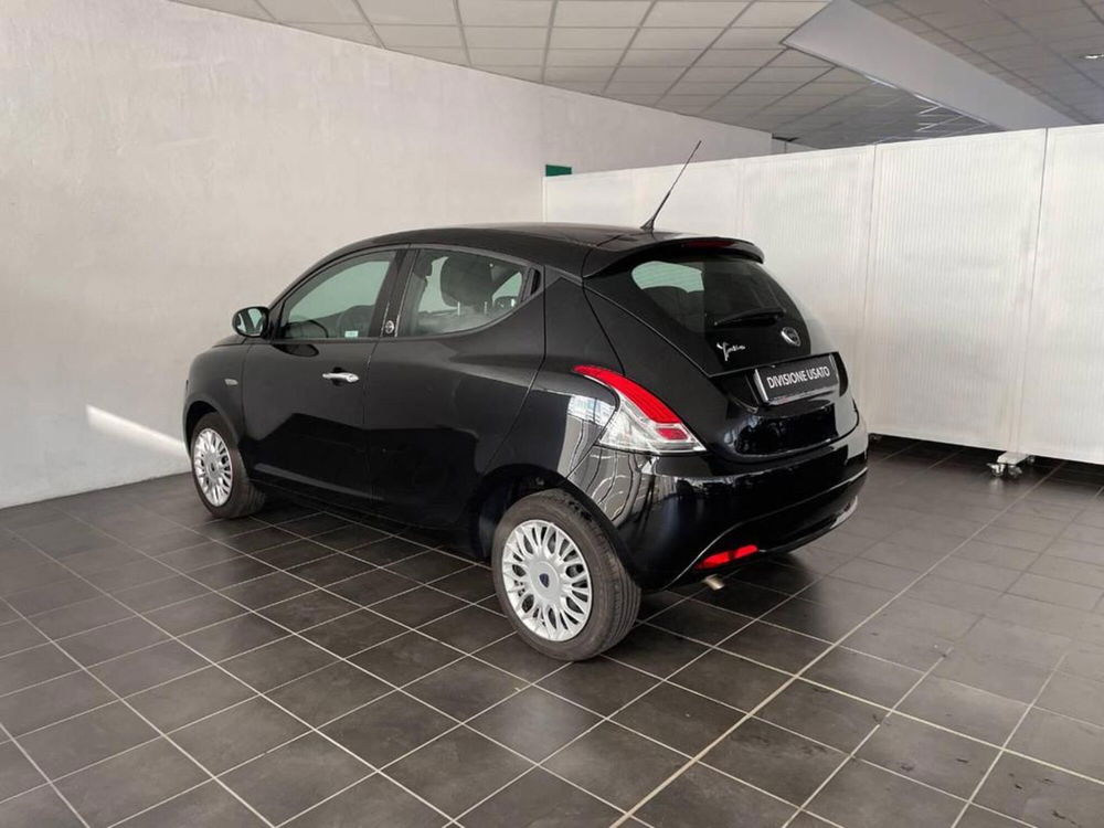 Lancia Ypsilon usata a Torino (2)