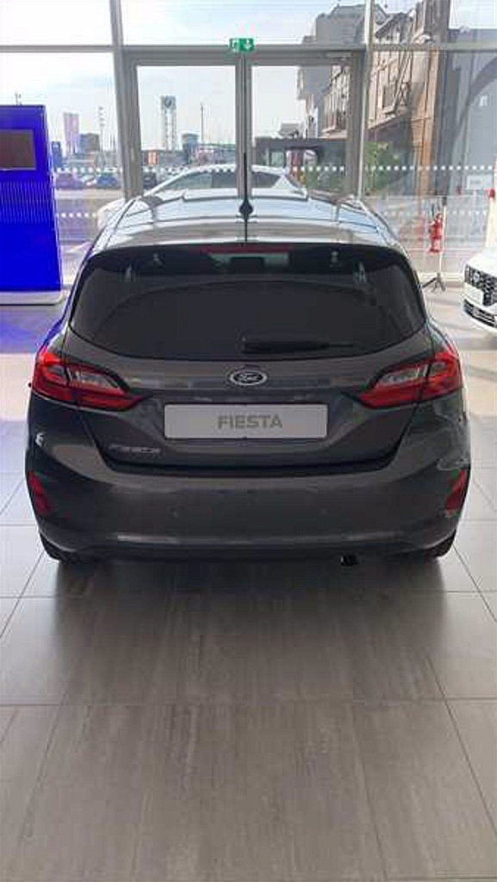 Ford Fiesta 1.1 75 CV GPL 5 porte Titanium  nuova a Fiume Veneto (3)